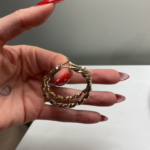 Hoop earrings - Picture 4 of 6